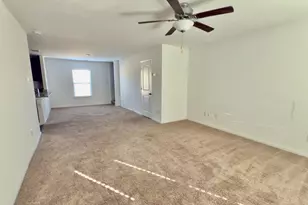 509 Riverdale Dr, Jarrell, TX 76537 - Photo 5