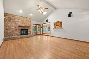 810 Pine Siskin Dr, Buda, TX 78610 - Photo 9