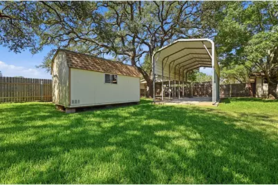 810 Pine Siskin Drive, Buda, TX 78610 - Photo 5