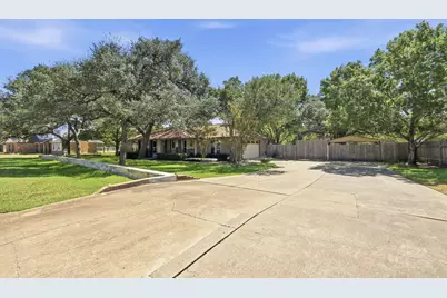 810 Pine Siskin Drive, Buda, TX 78610 - Photo 39