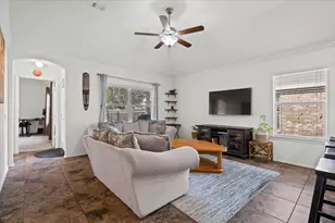 5813 Zachary Scott St, Austin, TX 78747 - Photo 5