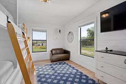 8604 Elroy Road, Del Valle, TX 78617 - Photo 33