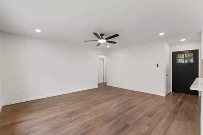 710 Ruby Isle Drive, Leander, TX 78641 - Photo 3