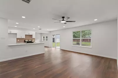 710 Ruby Isle Drive, Leander, TX 78641 - Photo 5