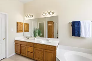 16632 Malaga Hills Dr, Round Rock, TX 78681 - Photo 25