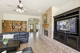 16632 Malaga Hills Dr, Round Rock, TX 78681 - Photo 13