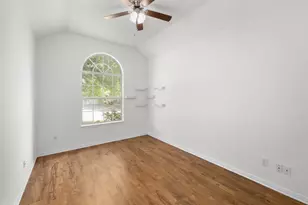 1105 Woodview Dr, Leander, TX 78641 - Photo 21