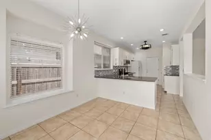 1105 Woodview Dr, Leander, TX 78641 - Photo 11