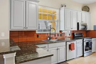 2931 E Martin Luther King Jr Blvd, Austin, TX 78702 - Photo 13