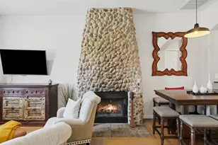 2931 E Martin Luther King Jr Blvd, Austin, TX 78702 - Photo 5
