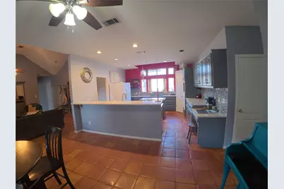 119 Briarwood Lane, Elgin, TX 78621 - Photo 7