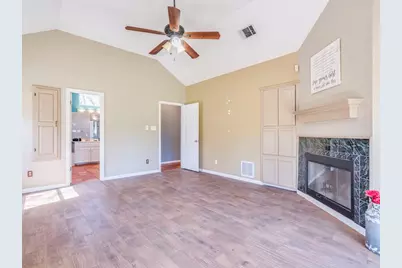 119 Briarwood Lane, Elgin, TX 78621 - Photo 19