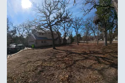 119 Briarwood Lane, Elgin, TX 78621 - Photo 17