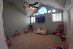 119 Briarwood Ln, Elgin, TX 78621 - Photo 11