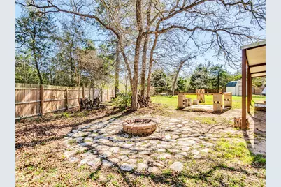 119 Briarwood Lane, Elgin, TX 78621 - Photo 5