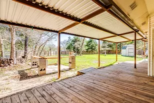 119 Briarwood Ln, Elgin, TX 78621 - Photo 21