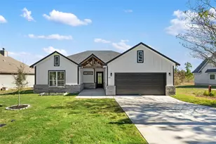 111 Kukui Ct, Bastrop, TX 78602 - Photo 1