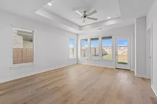 124 Brandywine Rd, Hutto, TX 78634 - Photo 9