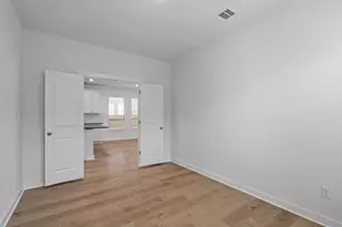 124 Brandywine Rd, Hutto, TX 78634 - Photo 11