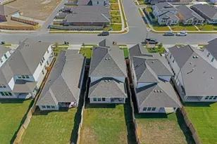 124 Brandywine Rd, Hutto, TX 78634 - Photo 5