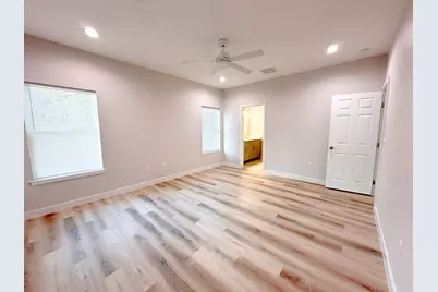 817 5th Street, Lockhart, TX 78644 - Photo 13