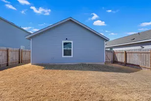 353 Marty Allen Loop, Jarrell, TX 76537 - Photo 29