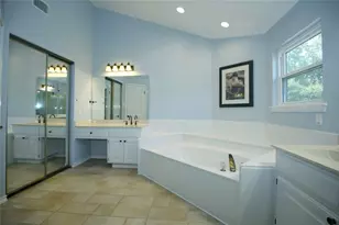 11310 Spicewood Club Dr, Austin, TX 78750 - Photo 29