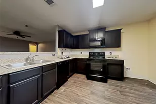 1404 Breanna Ln, Kyle, TX 78640 - Photo 5
