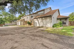 8811 Schick Rd, Austin, TX 78729 - Photo 3