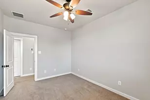 102 Chestnut Ct, Georgetown, TX 78633 - Photo 27