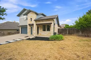 102 Chestnut Ct, Georgetown, TX 78633 - Photo 3
