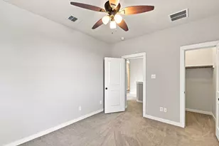 102 Chestnut Ct, Georgetown, TX 78633 - Photo 17