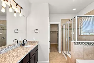 102 Chestnut Ct, Georgetown, TX 78633 - Photo 31