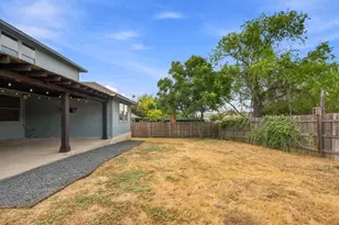 102 Chestnut Ct, Georgetown, TX 78633 - Photo 39