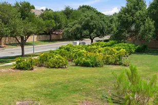 1833 Paradise Ridge Dr, Round Rock, TX 78665 - Photo 35