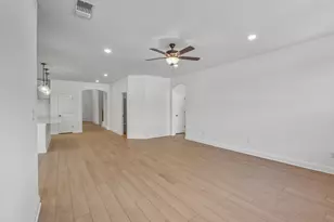 6921 Cliff Rose Dr, Spicewood, TX 78669 - Photo 11