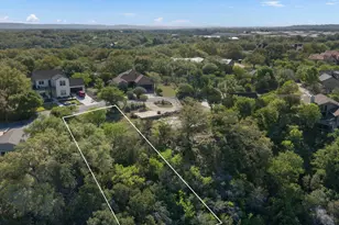 329 Kendall Dr, Spicewood, TX 78669 - Photo 9