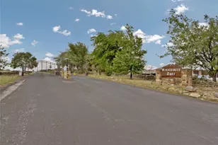 329 Kendall Dr, Spicewood, TX 78669 - Photo 17