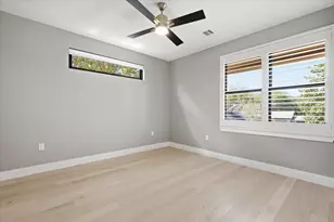 1101 1/2 Fiesta St, Austin, TX 78702 - Photo 25