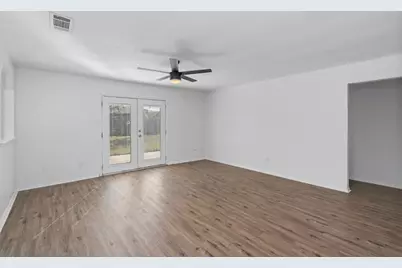 6310 Shadow Bend, Austin, TX 78745 - Photo 9