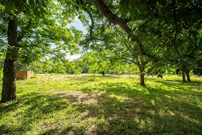 119 S Mitchell Street, San Marcos, TX 78666 - Photo 11