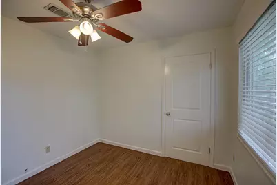 1307 Vine Street, Georgetown, TX 78626 - Photo 15