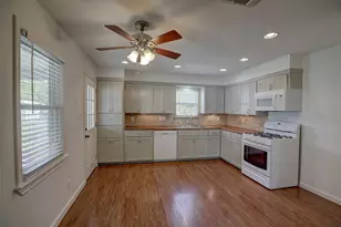 1307 Vine St, Georgetown, TX 78626 - Photo 7