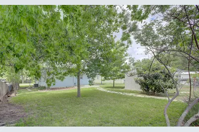1307 Vine Street, Georgetown, TX 78626 - Photo 37