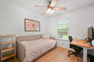 6207 Hickman Ave, Austin, TX 78723 - Photo 15
