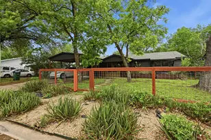 6207 Hickman Ave, Austin, TX 78723 - Photo 23