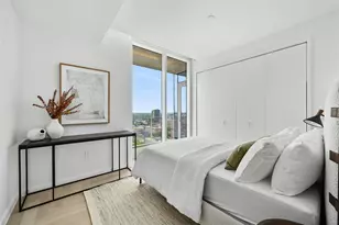 313 W 17th St, Austin, TX 78701 - Photo 9