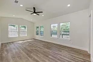 201 W Mockingbird Ln, Austin, TX 78745 - Photo 7