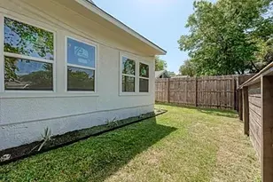 201 W Mockingbird Ln, Austin, TX 78745 - Photo 9