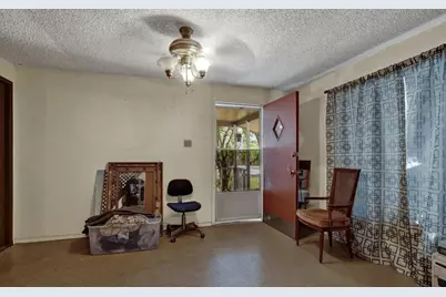 512 Valley Street, San Marcos, TX 78666 - Photo 9